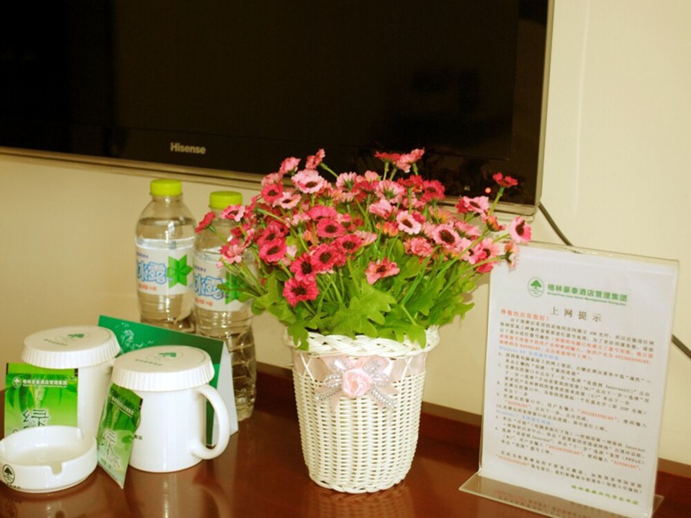 Greentree Inn Taizhou Xinghua Anfeng Runan Garden Express Hotel 20/38