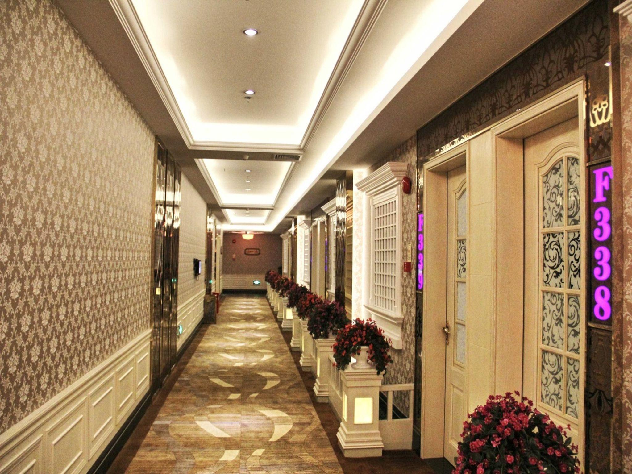 Wanhua International Hotel 17/22