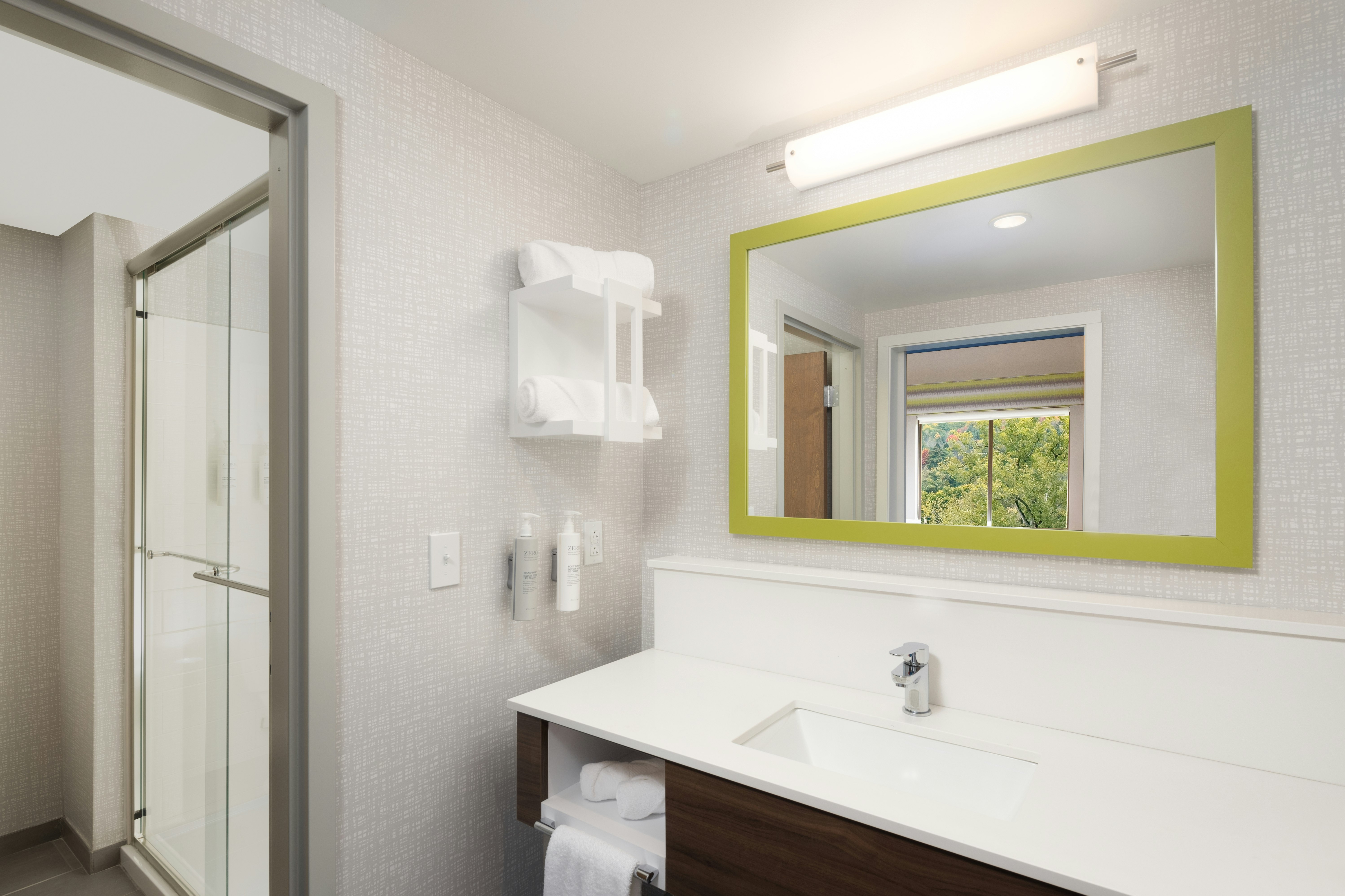 Studio, 2 Queen Beds, Hampton Inn Hornell 3/4
