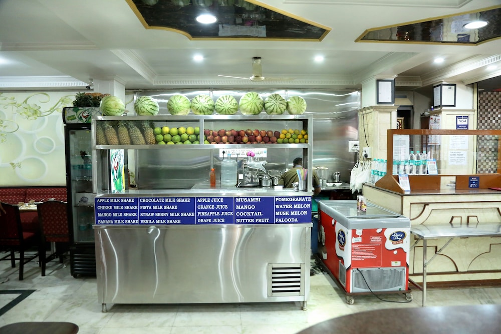 Soundarya Hotel 33/38