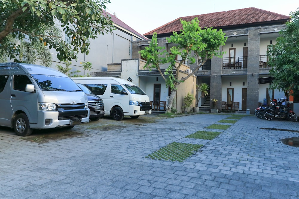 Hotel Warta Putra by ZUZU 5/32