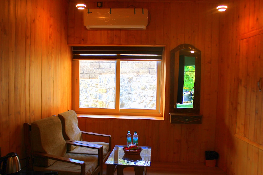Hotel Toppers Corner Mount Abu 48/67