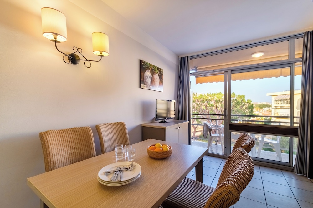 Residence Pierre And Vacances Heliotel Marine 40/50