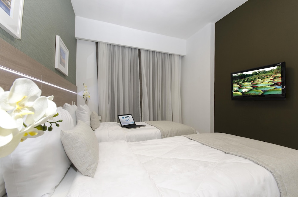 Hotel Adrianopolis All Suites 15/65