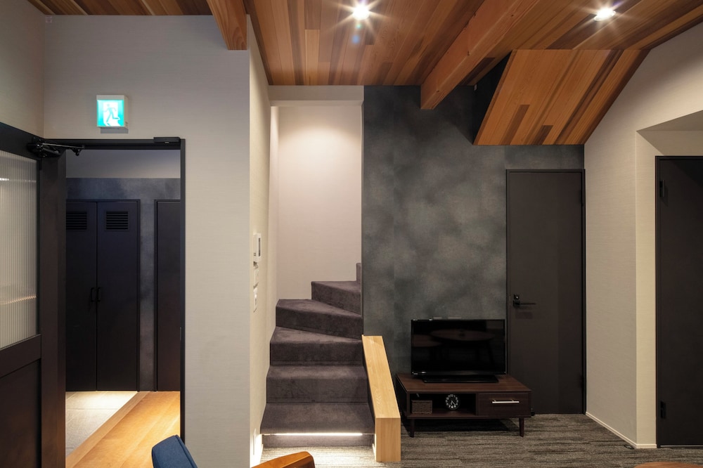 Hotel Sengokuhara 533 20/46