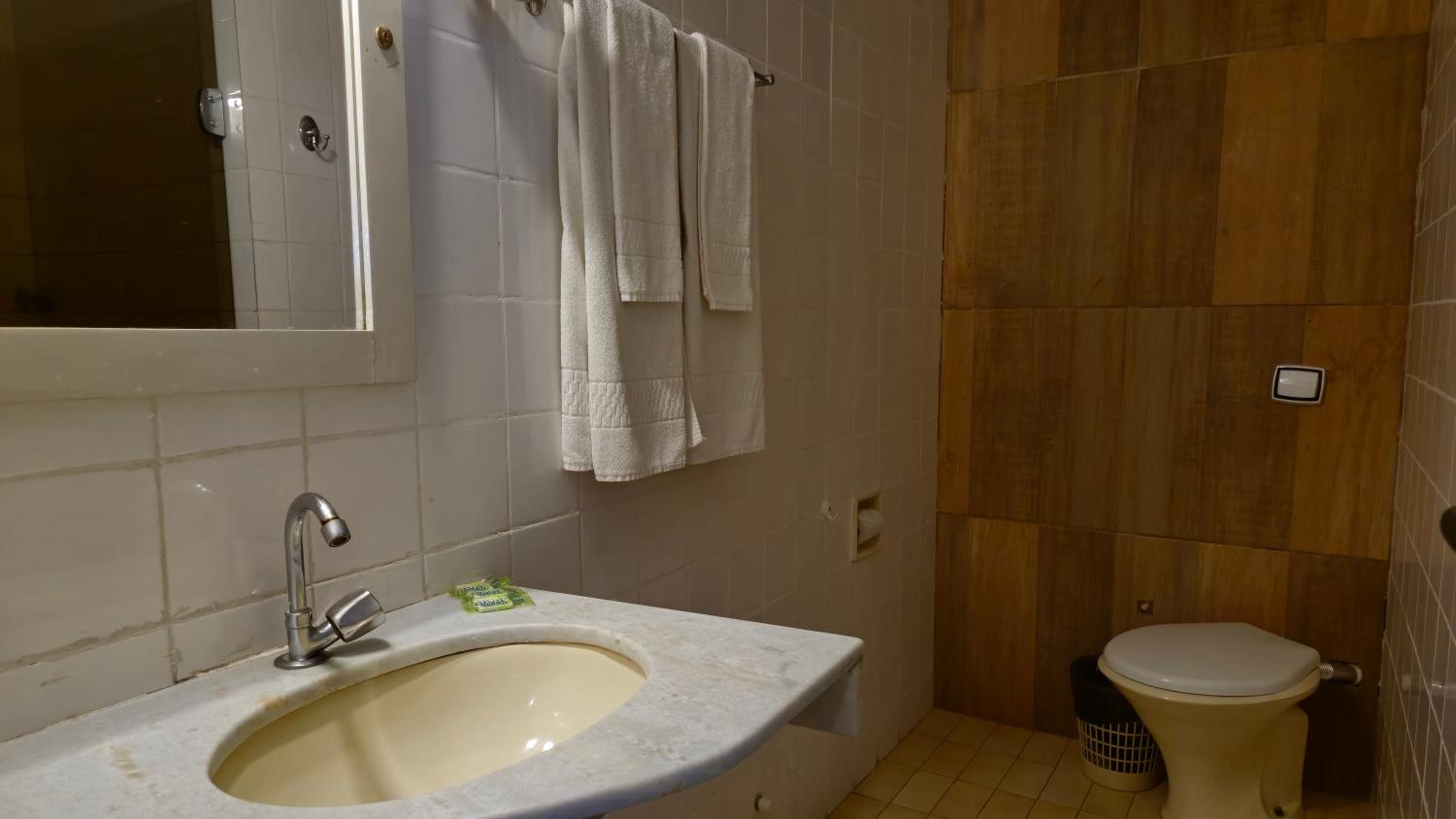 Hotel Real Minas 47/51