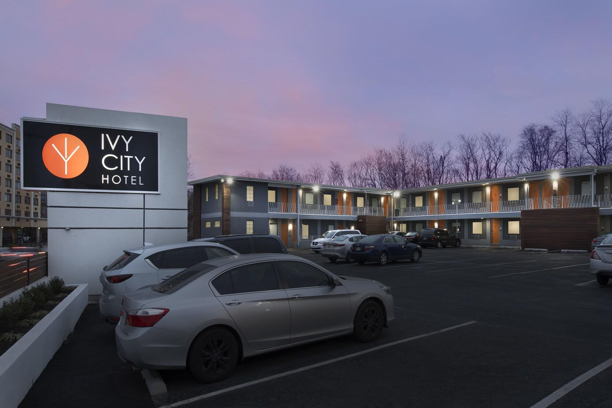 Ivy City Hotel 28/33