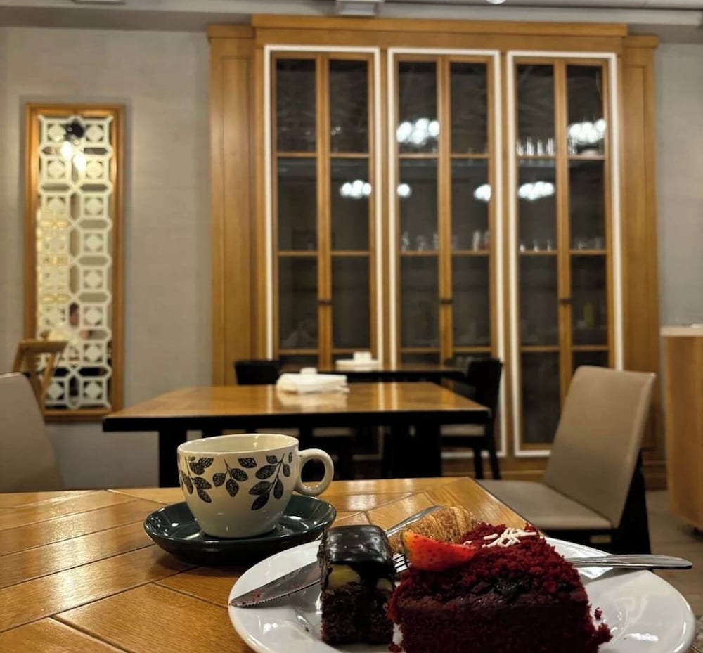 Boulevard Hotel 22/41