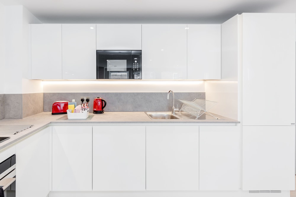 Roomspace Apartments -Walpole Court 6/50