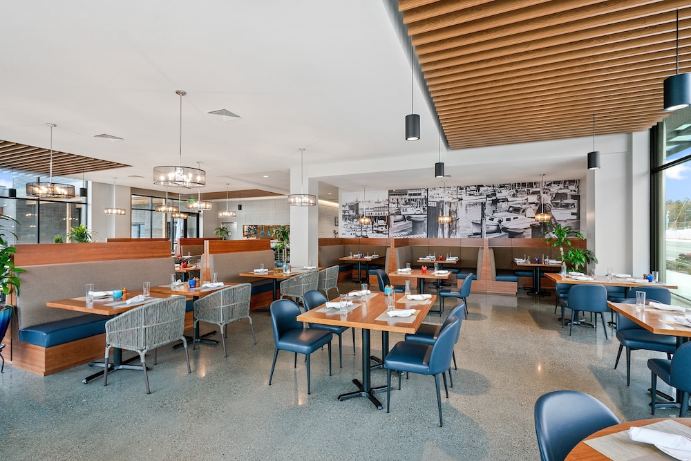 Hotel Indigo Seattle Everett Waterfront 46/61