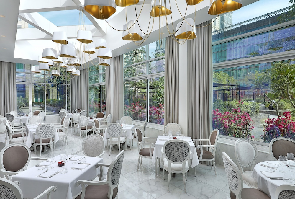 The Ritz-Carlton DIFC Executive Residences 26/31