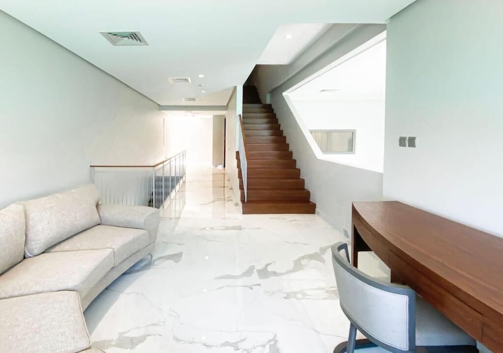 The Sealoft Boutique Chalets 10/19