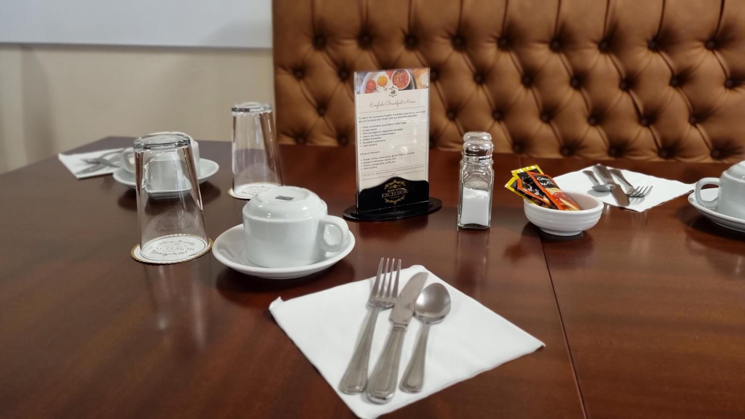 Royal Swan, Ashley Manor - B&B 22/30