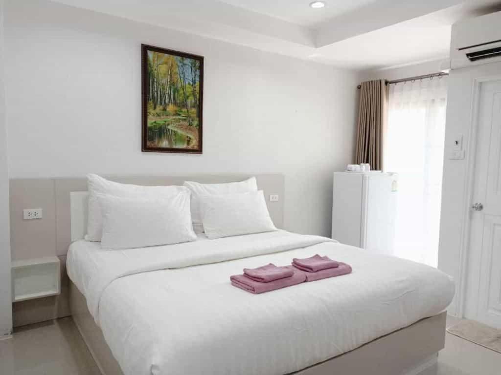 Thegun Hotel 14/56