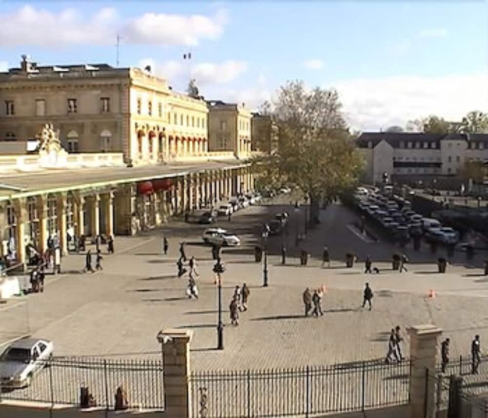 Hotel de Lorraine 28/32