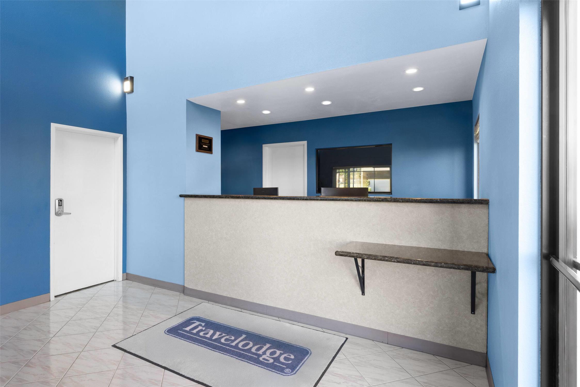 Travelodge By Wyndham Banning Ca Near Casino/Outlet Mall 2/16