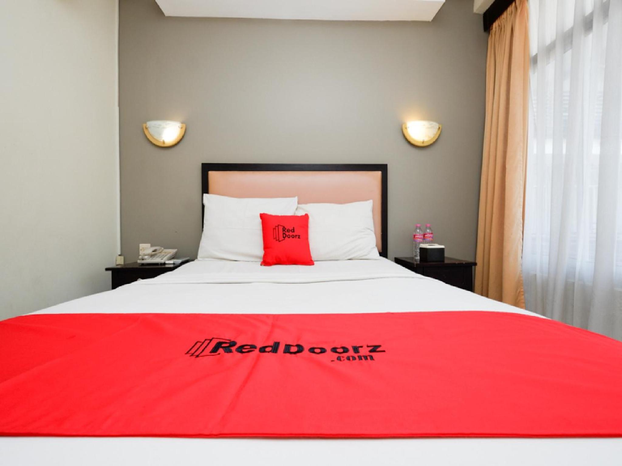 Reddoorz Plus @ Singosari Raya 5/24