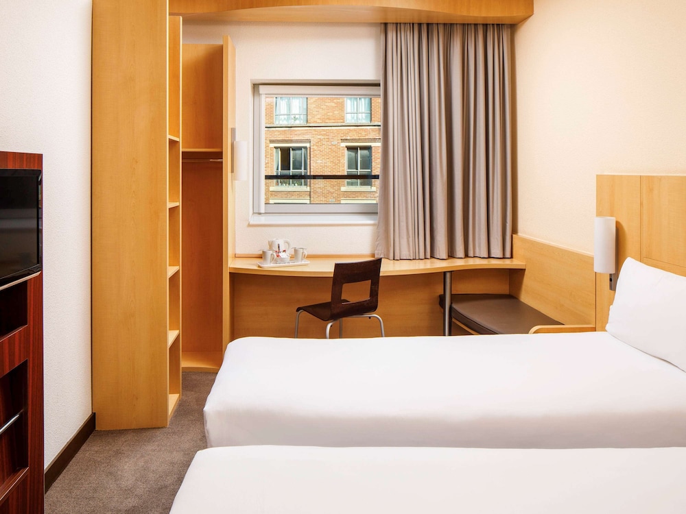 IBIS NOTTINGHAM CENTRE 23/69