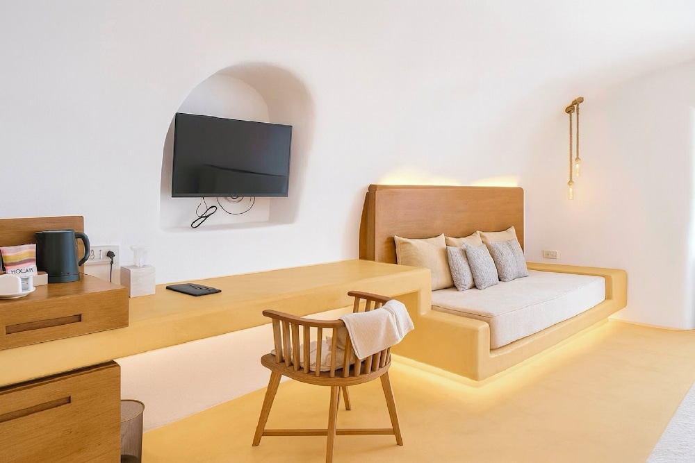 Chic Hotel Santorini 29/50