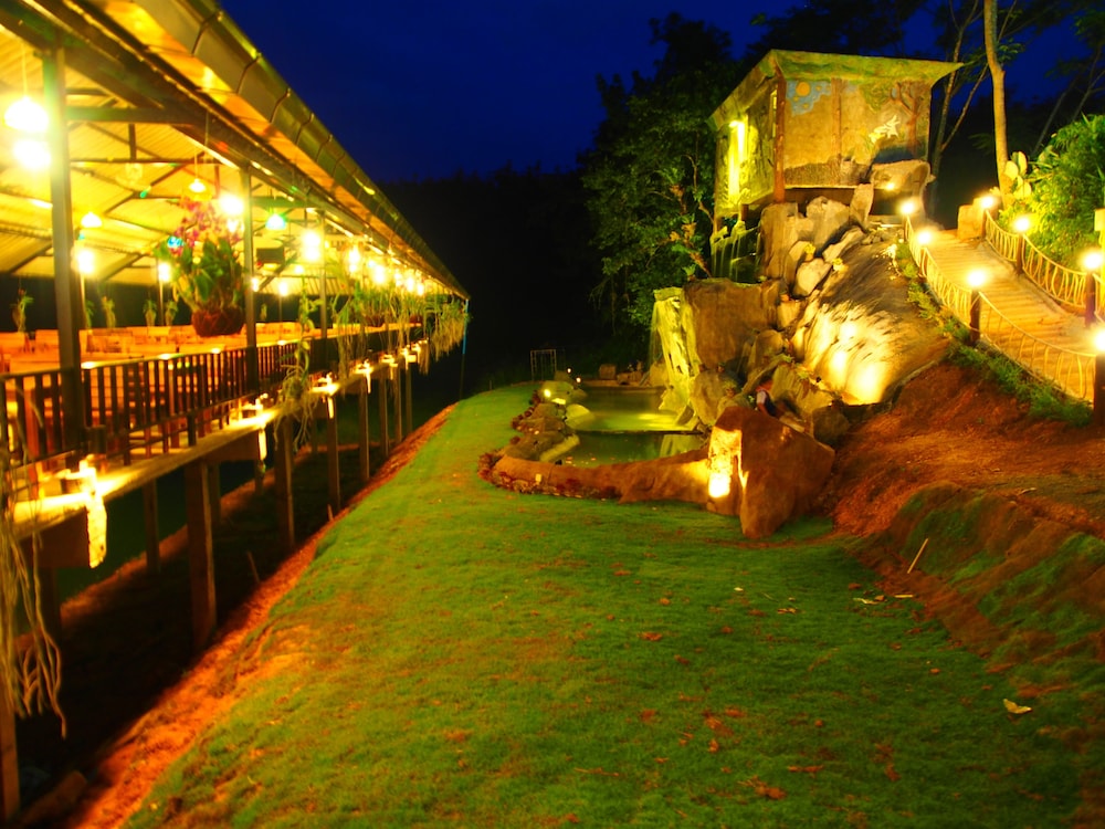 Aiyara Garden Resort 8/68