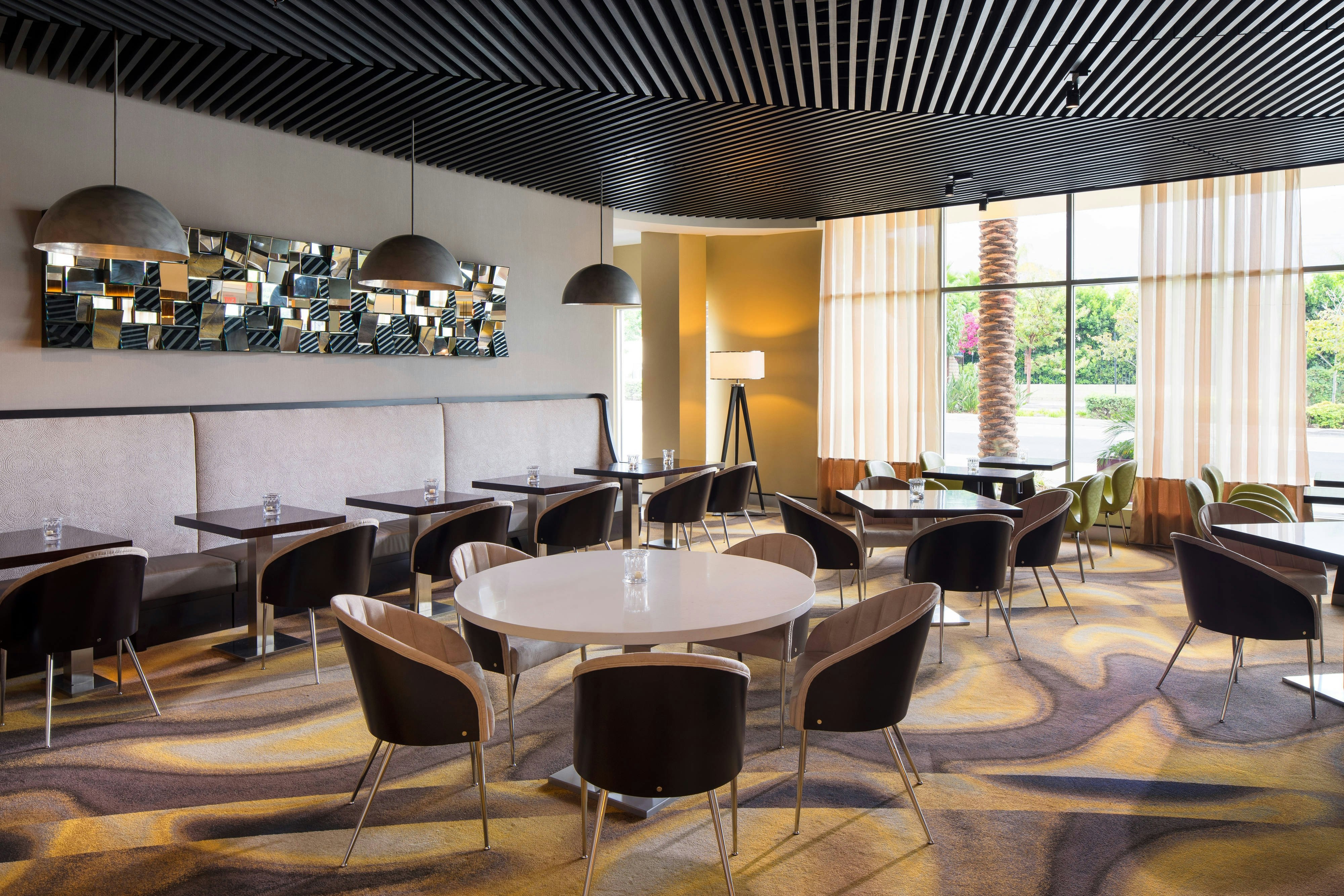 Springhill Suites Los Angeles Burbank/downtown 25/37