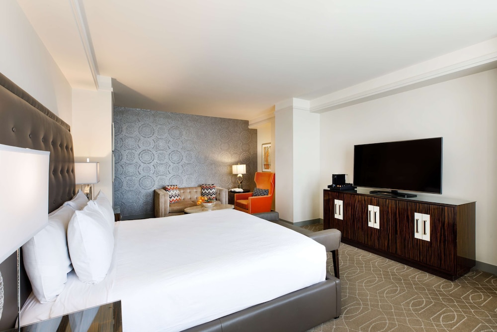Room, King Bed, Accessible
