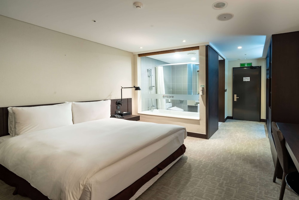 Ramada Encore by Wyndham CheonAn 21/50
