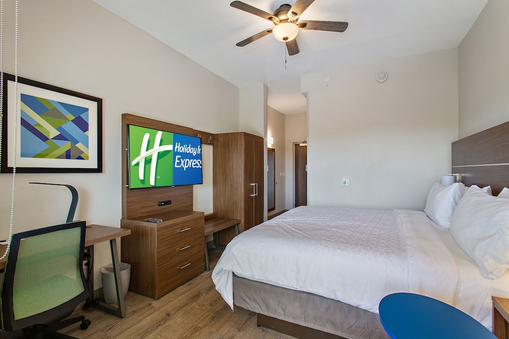 Holiday Inn Express St. Augustine - Vilano Beach 24/52