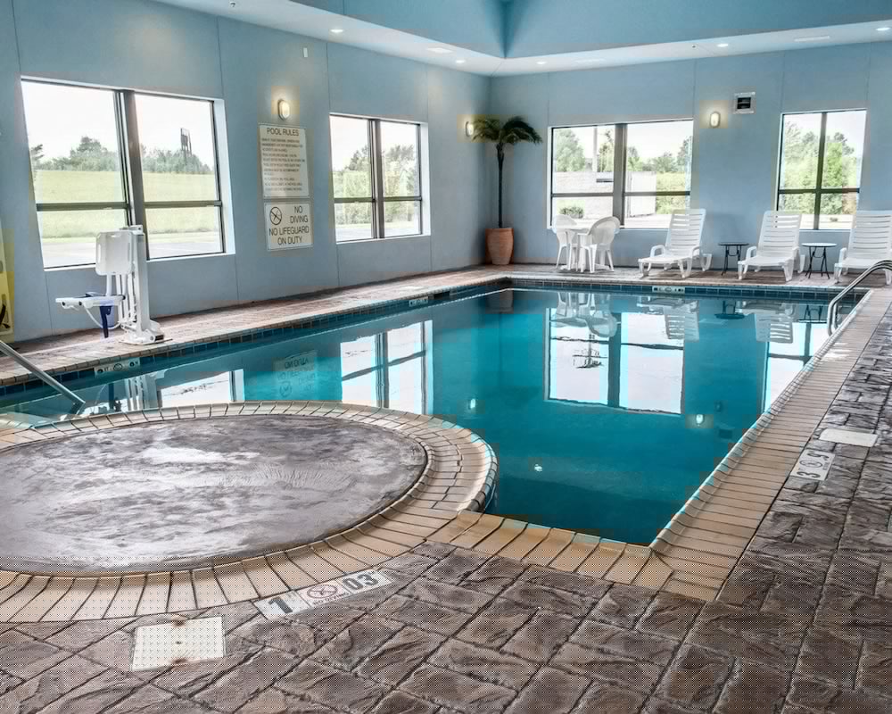 Comfort Inn & Suites Franklin East 3/47
