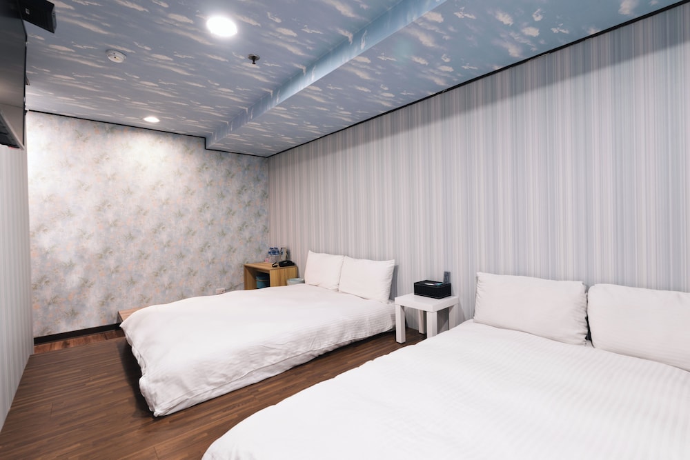Sofu Hotel 4/47
