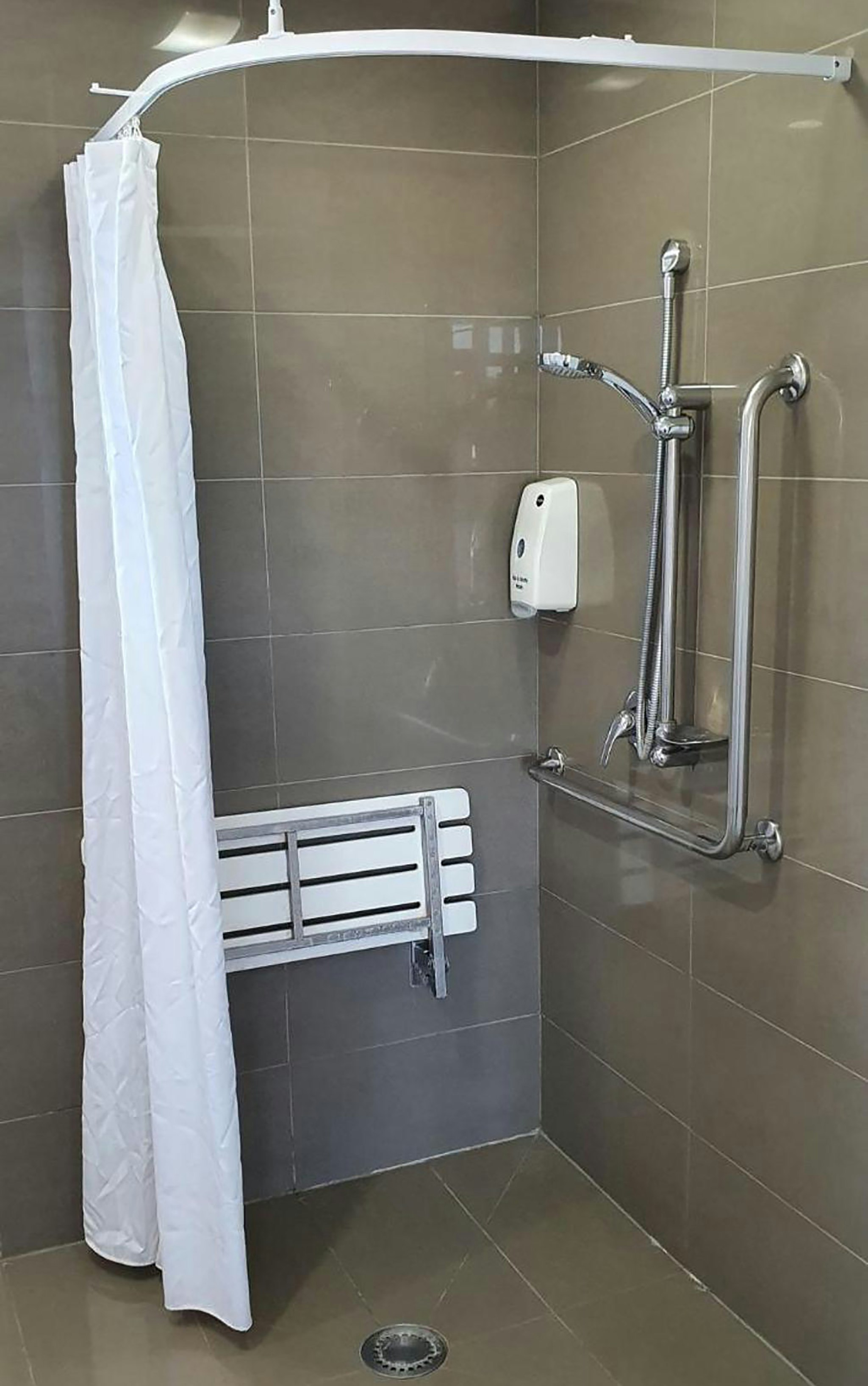 Aspree Motor Inn 45/49