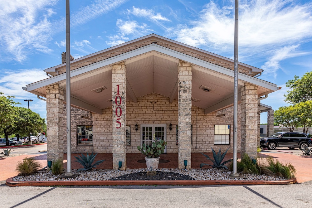 Motel6 Georgetown, TX thumb 2
