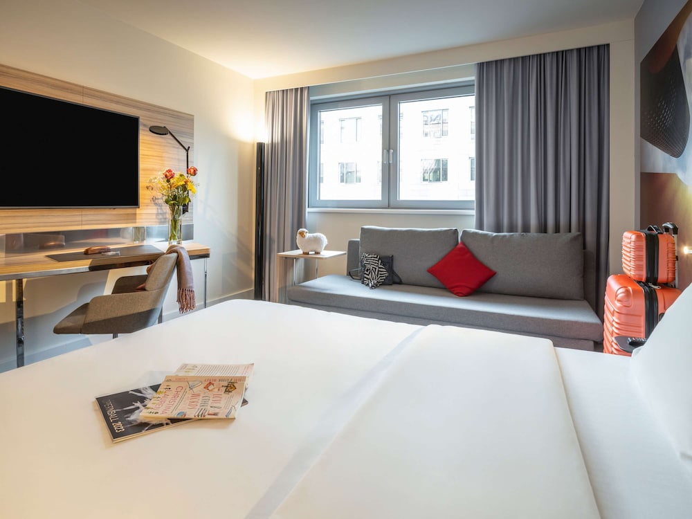 FAMILY, DOUBLE BED