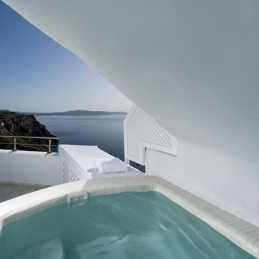 TZEKOS VILLAS 9/46