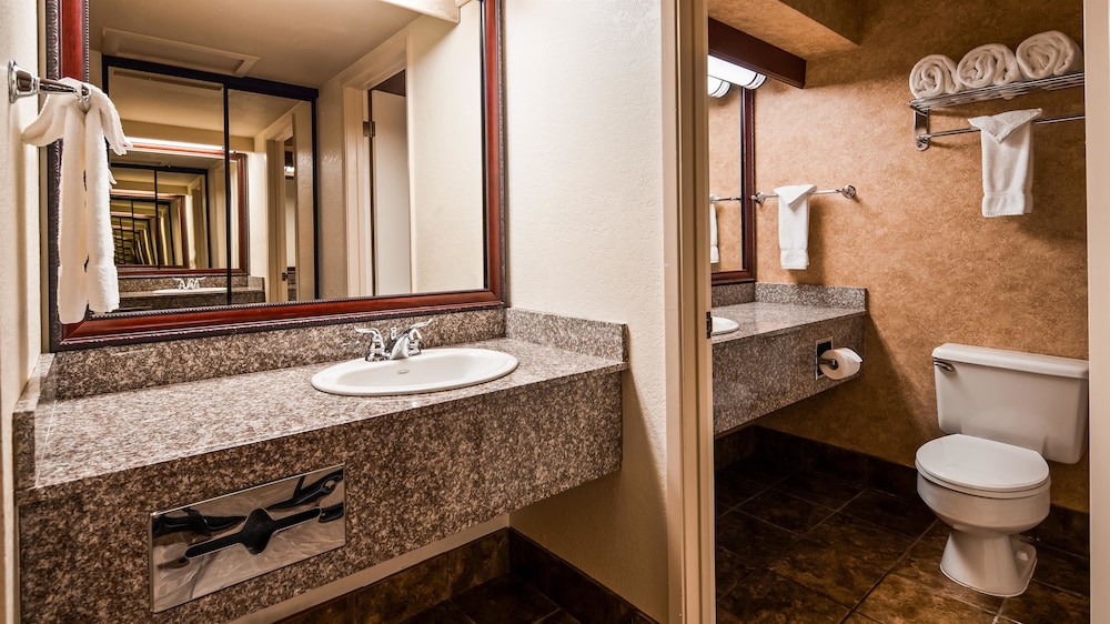 Best Western Plus Humboldt House Inn 15/44