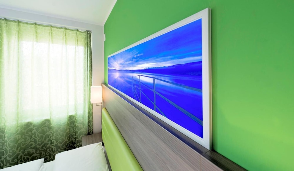Bonnox Boardinghouse & Hotel 23/61