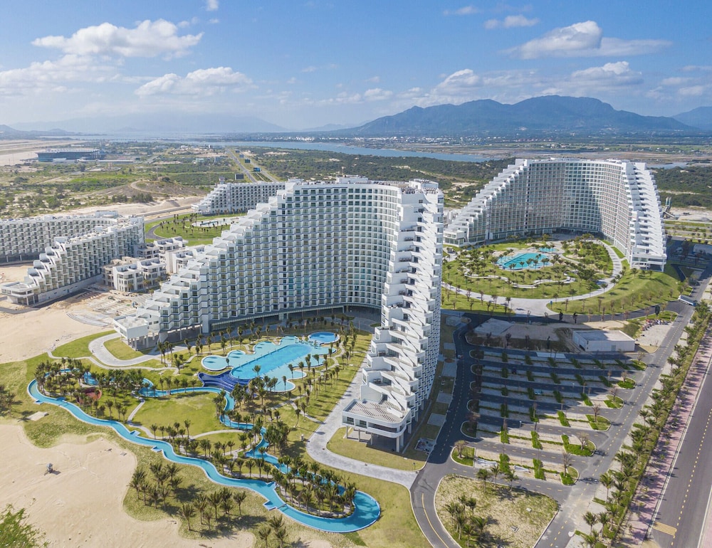 Arena Cam Ranh Ocean View Resort 45/50