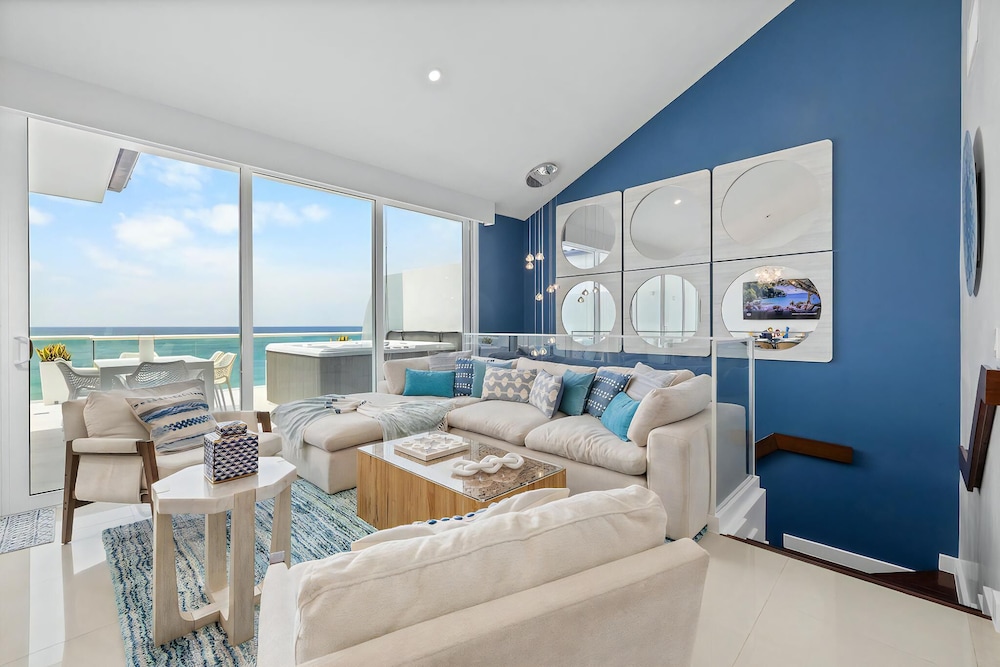 Blue Residences Aruba 58/83