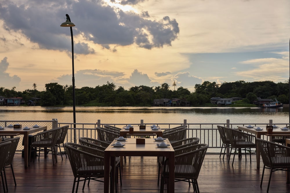 Kalanan Riverside Resort 49/59