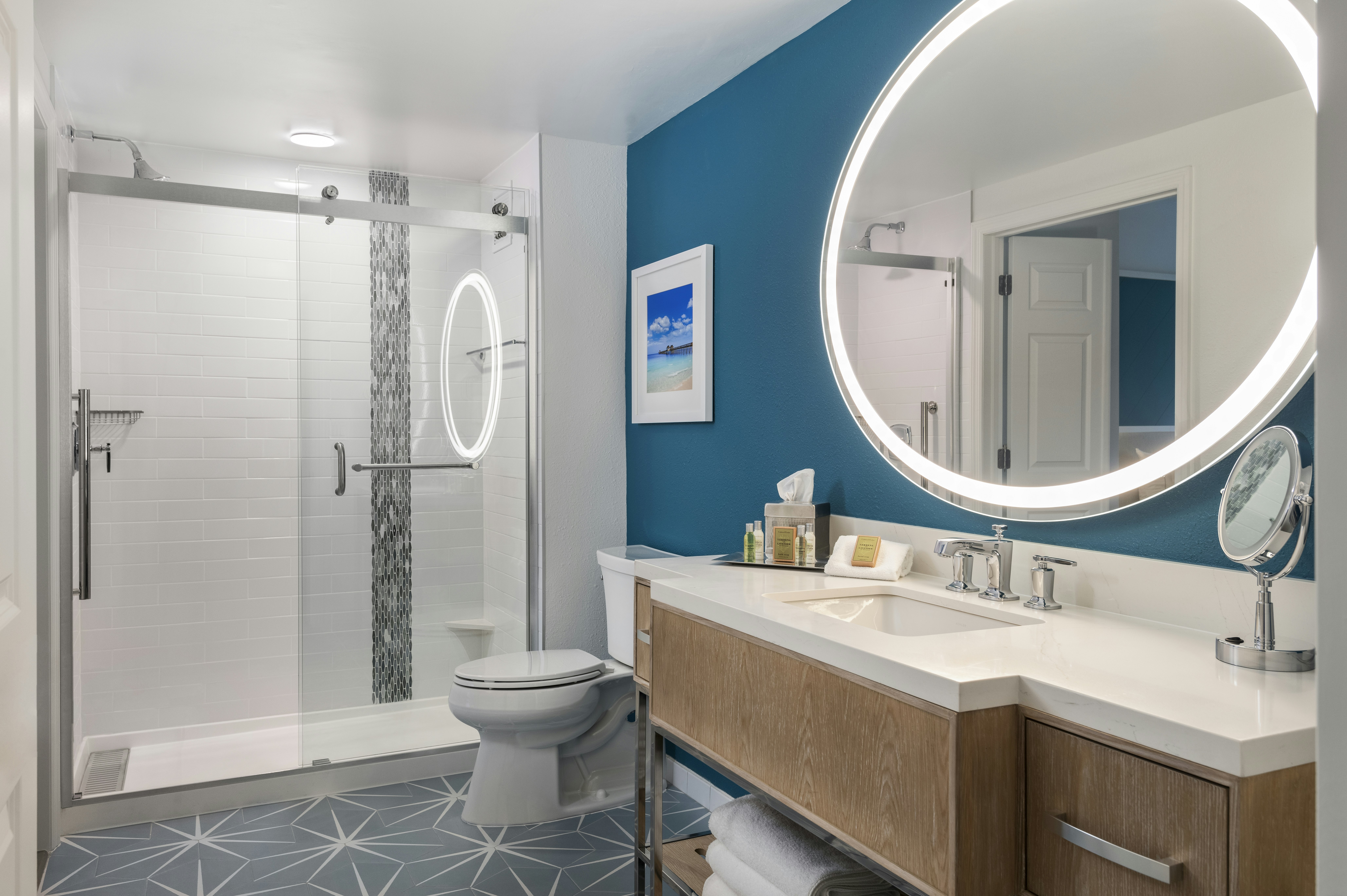 Suite, King Bed, Partial View
