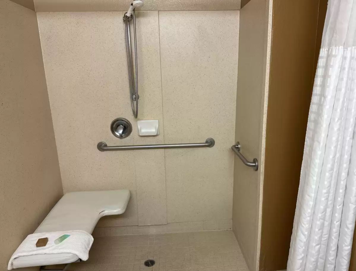 Suite, Queen Bed, Accessible, MainStay Suites Las Vegas Convention Center 3/3