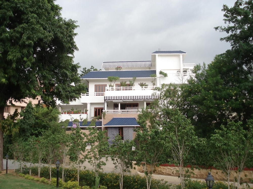 GiriSadan Homestay 3/50