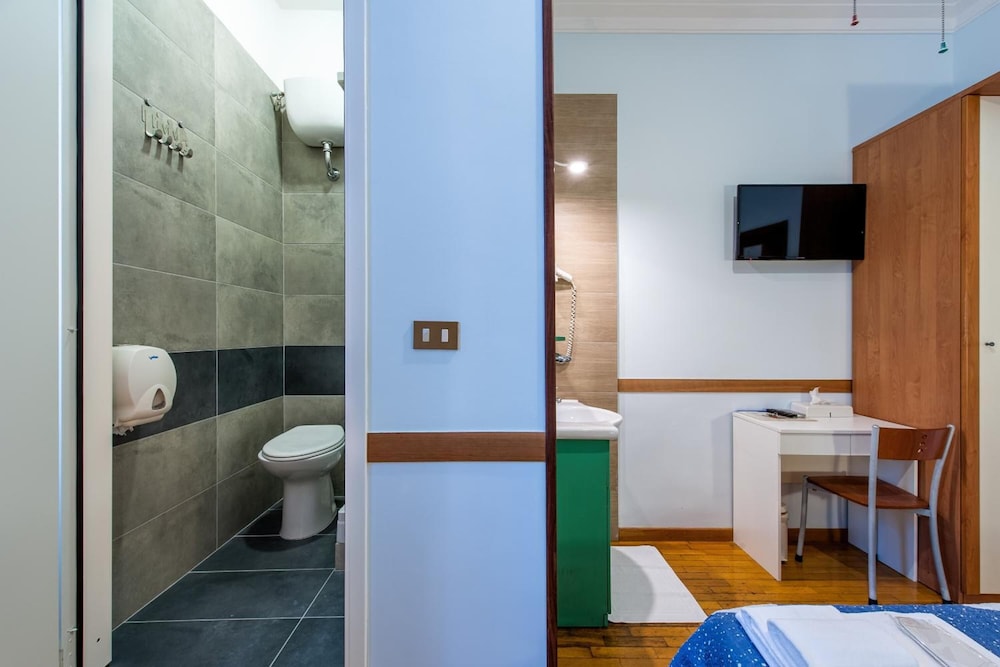 Alessandro A San Pietro Best Bed 30/33