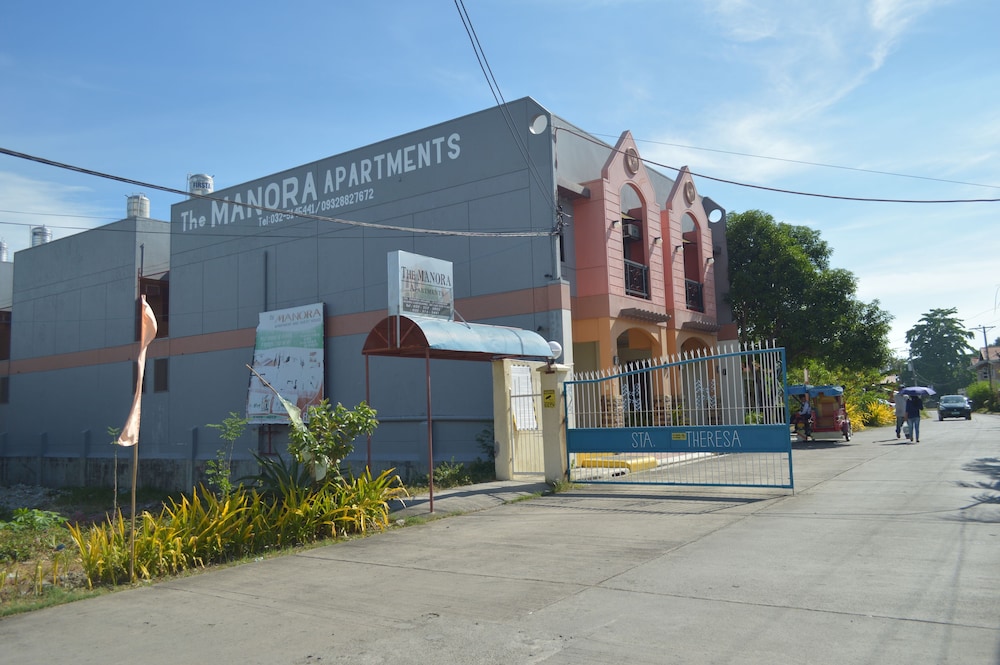 Manora Apartments And Guest House 56/66