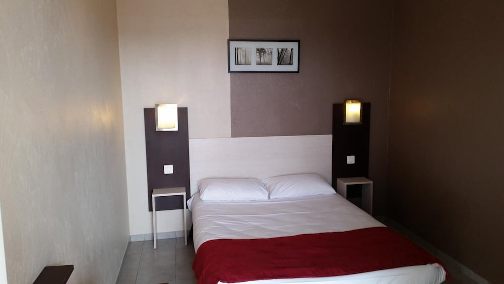 Brit Hotel Essentiel Sete Balaruc 25/50