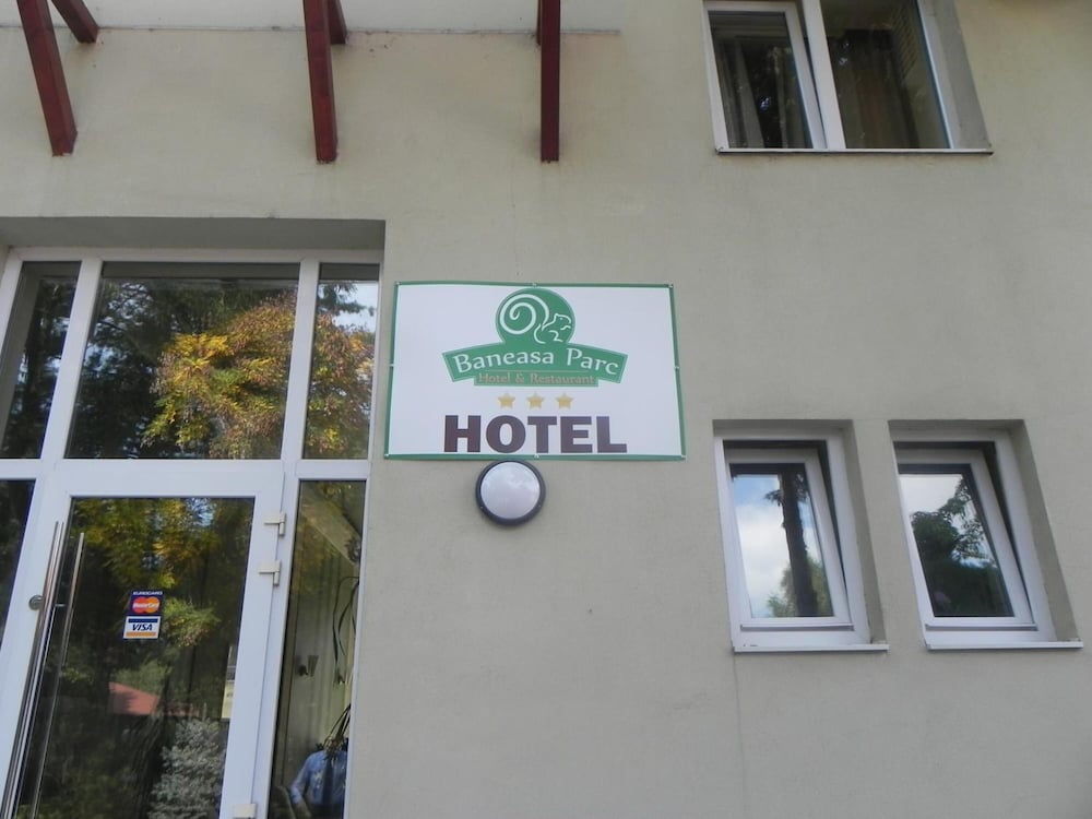 Hotel Baneasa Parc photo1