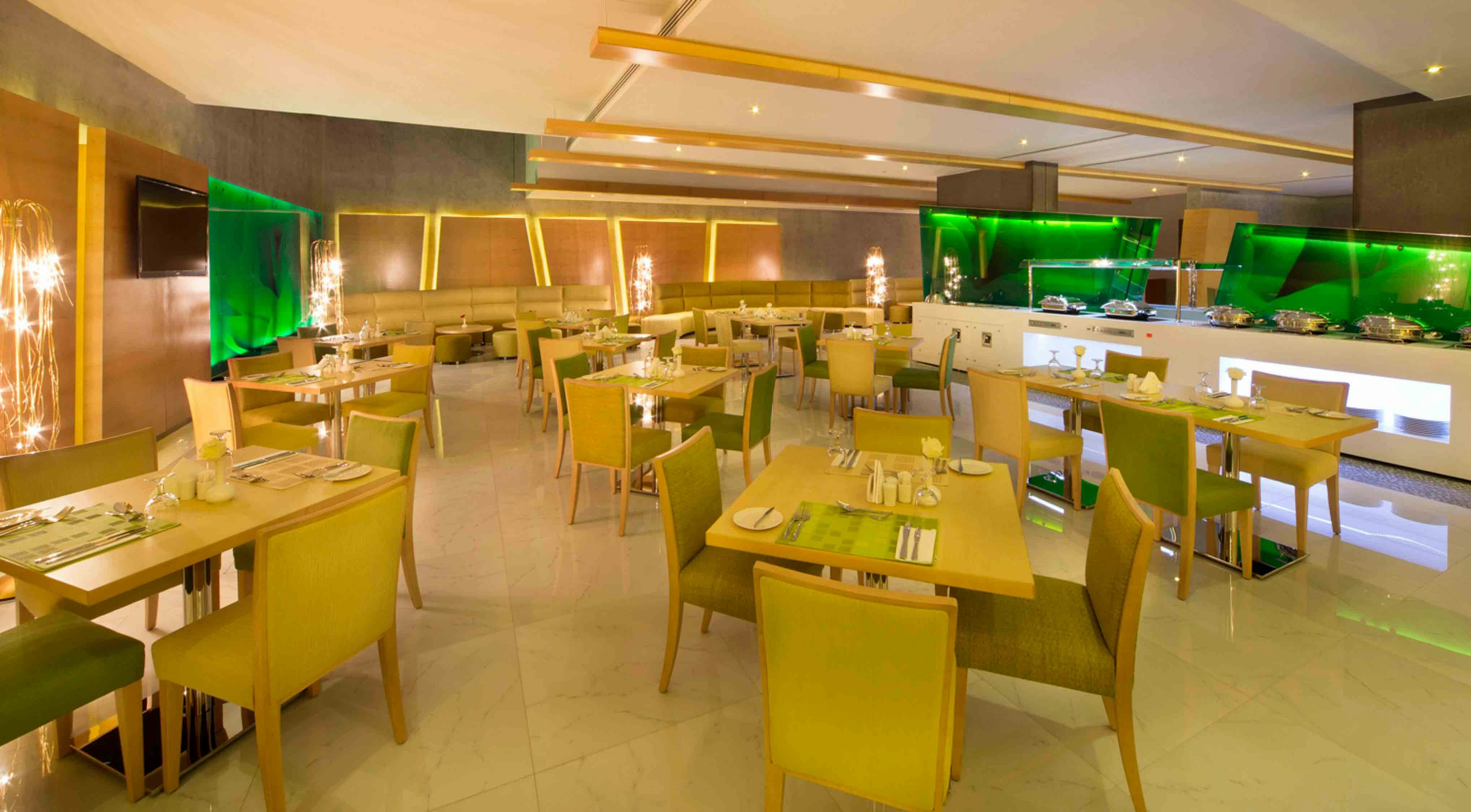 Al Khoory Executive Hotel, Al Wasl 4/7