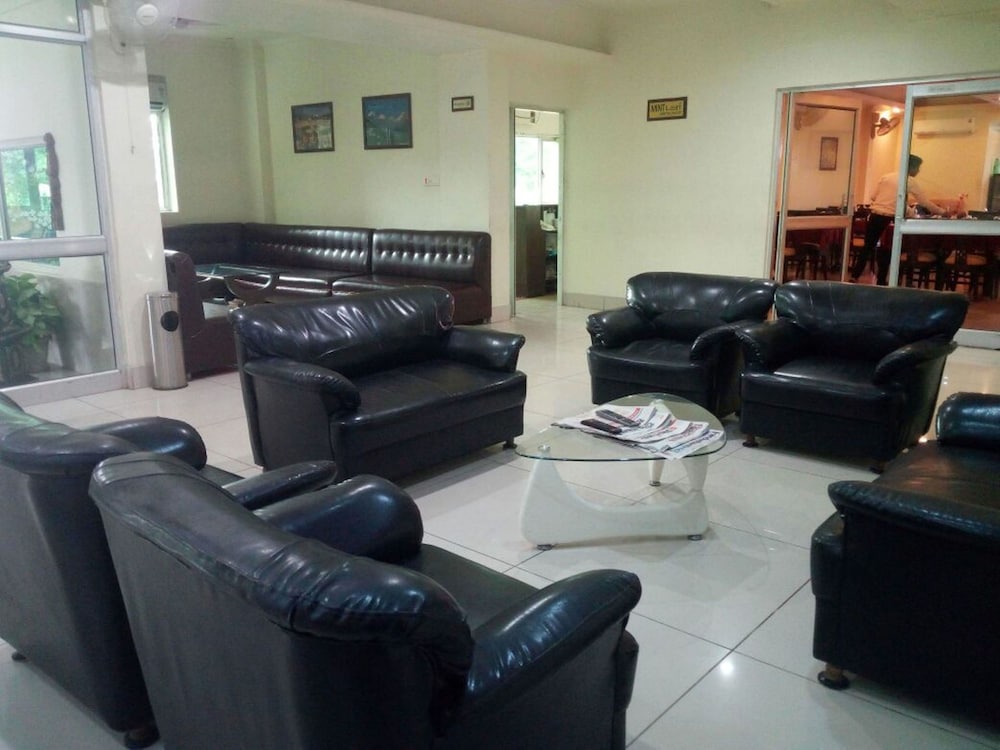 HOTEL BODHGAYA GAUTAM 39/50