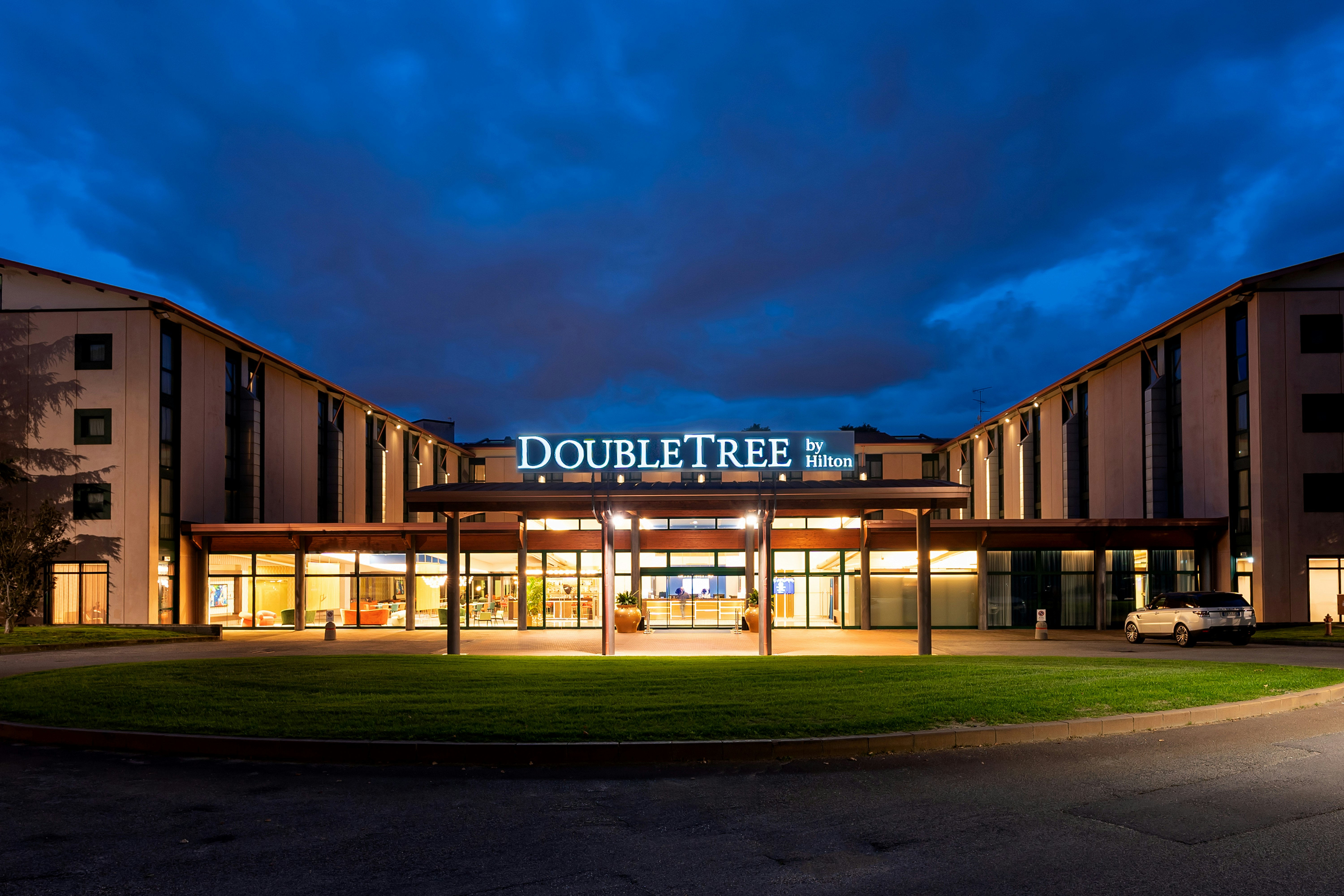 DoubleTree by Hilton Milan Malpensa 75/76