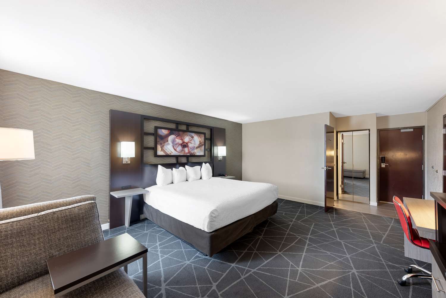 غرفة ديلوكس كبيرة بسرير كينج، Best Western Plus Austin Central 2/3